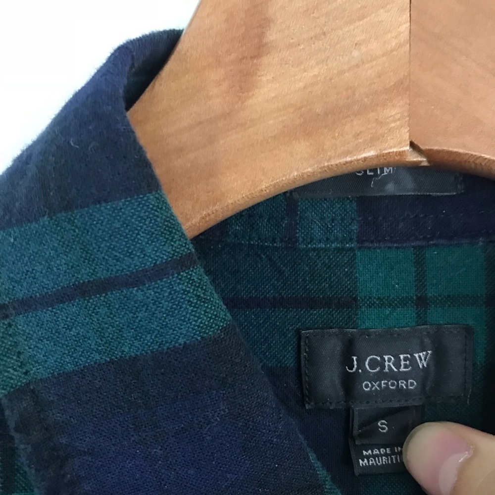 SOLD J. Crew Slim Oxford Black Watch Plaid Flannel - Picture 2 of 4